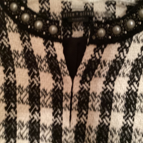 Alice and Olivia 2 piece jacket - Picture 2 of 7